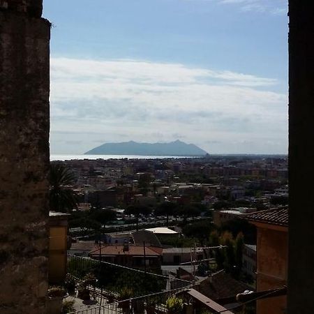 Torrione San Lorenzo I Terracina Exteriér fotografie