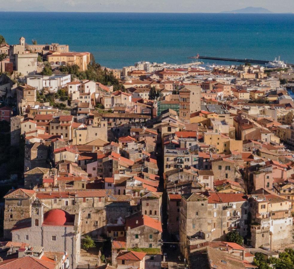 Torrione San Lorenzo I Terracina Exteriér fotografie