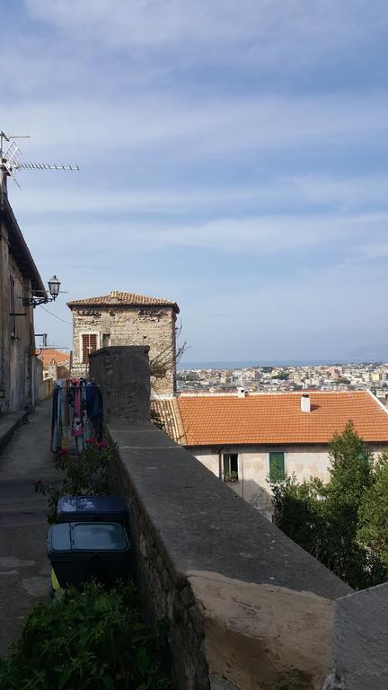 Torrione San Lorenzo I Terracina Exteriér fotografie